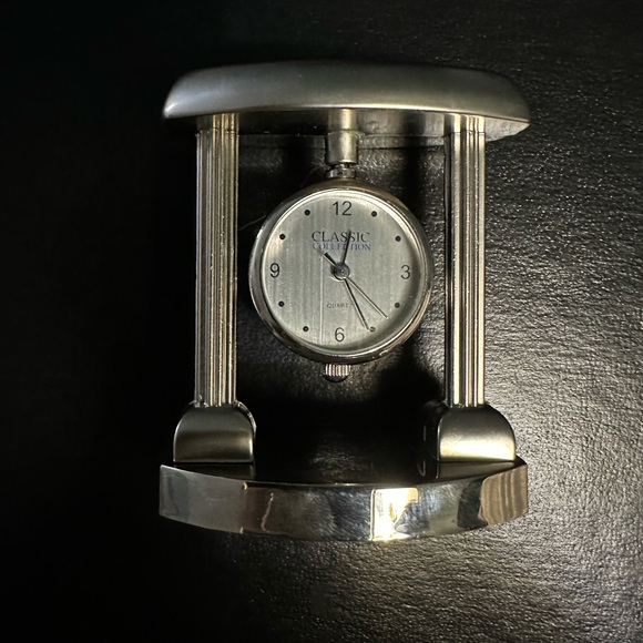 Classic Collection 2” Mini Clock - Picture 7 of 7